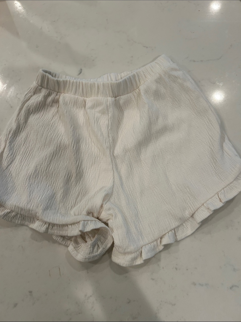 Old Navy Cream Ruffle Hem Pull-On Girls Shorts